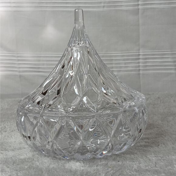 Hershey's Kiss Clear Crystal Cut Glass Candy Dish Bowl with Lid - Picture 1 of 6